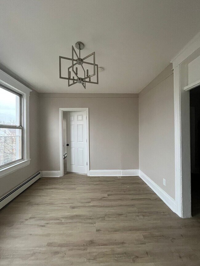 153 Seaview Ave unit 3R, Jersey City, NJ 07305 - photo 6