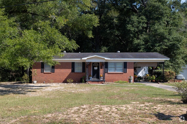 Stroll through Garland, AL and find that perfect something just for you.