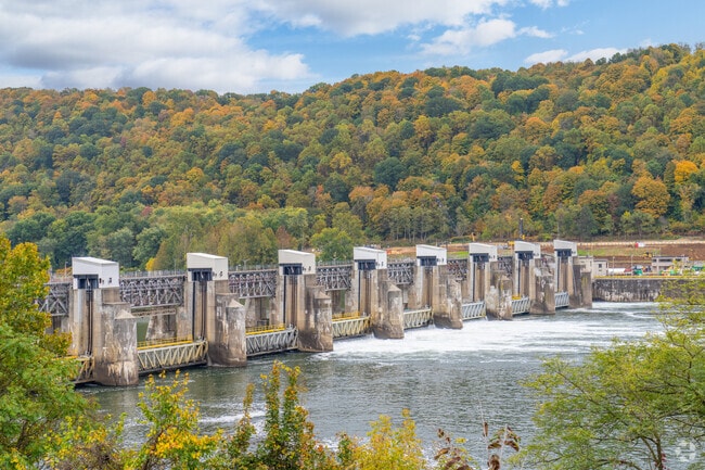 The Montgomery Locks and Dam make navigating the Ohio River in Industry possible.