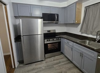 24106-24276 Ann Arbor Trail, Dearborn Heights, MI 48127