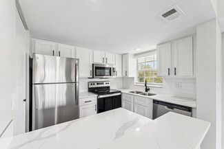 1601 Red Cedar Dr, Fort Myers, FL 33907