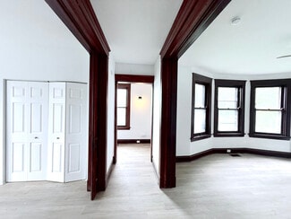 2241 Burnet Ave Unit 2, Cincinnati, OH 45219