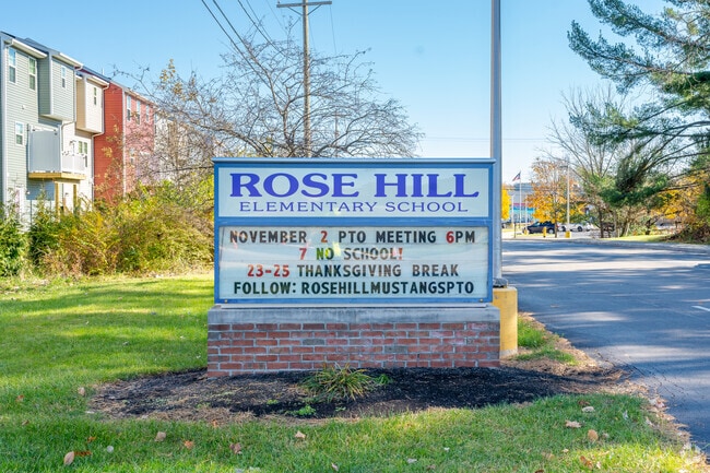 Rose Hill Elementary School is located in Reynoldsburg, Ohio.