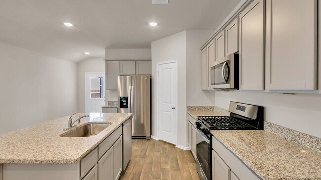 127 Morning Glory Loop, Kyle, TX 78640 - photo 6