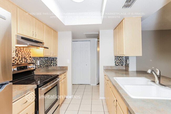 6027 W Carol Ann Way, Glendale, AZ 85306 - photo 6