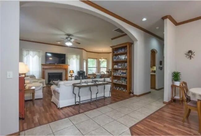 121 SW 69th Ct, Oklahoma City, OK 73139 - photo 2