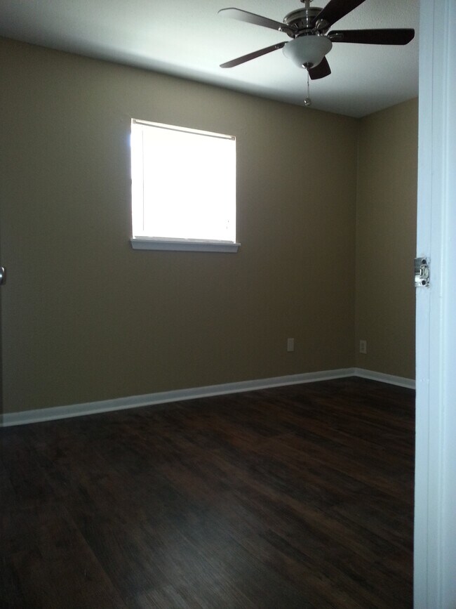 4665 Hartel St Unit 4, Beaumont, TX 77705