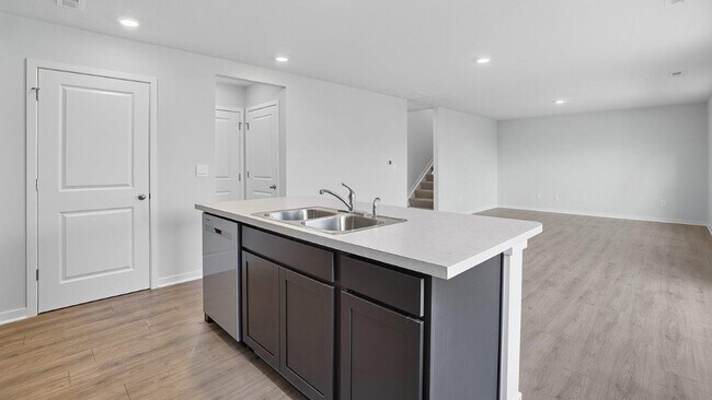 891 Sherwood Loop, Bellefontaine, OH 43311 - photo 7