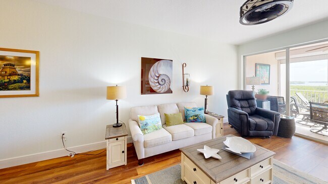 13313 Gasparilla Rd unit 202, Placida, FL 33946 - photo 3