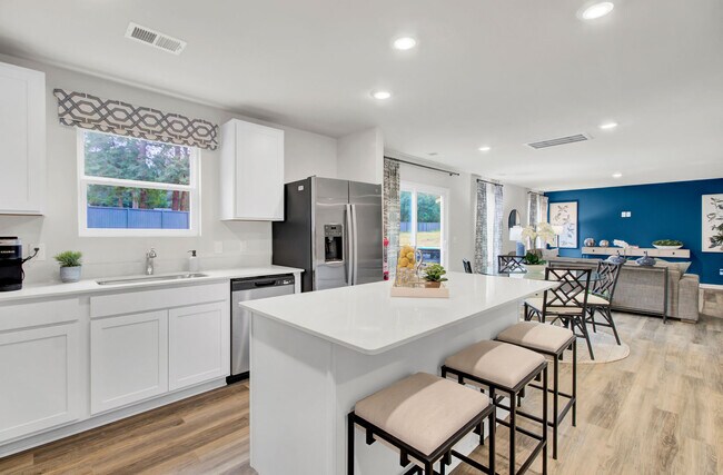 219 Barracks Rd, Columbia, SC 29229 - photo 3