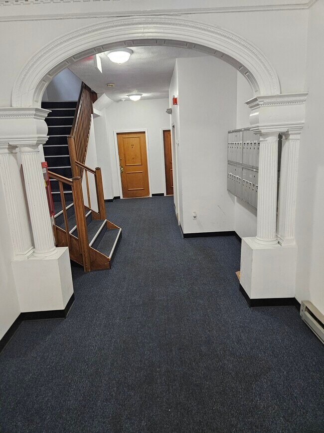 111 Norway St unit 302, Boston, MA 02115 - photo 5