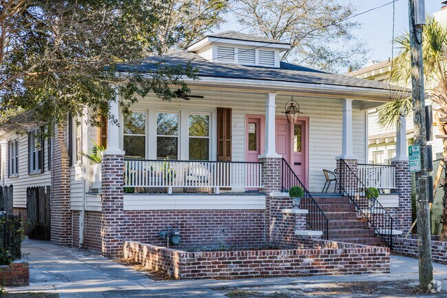 Hampton Park Terrace has lovely bungalow style homes with spacious porches in Charelston.