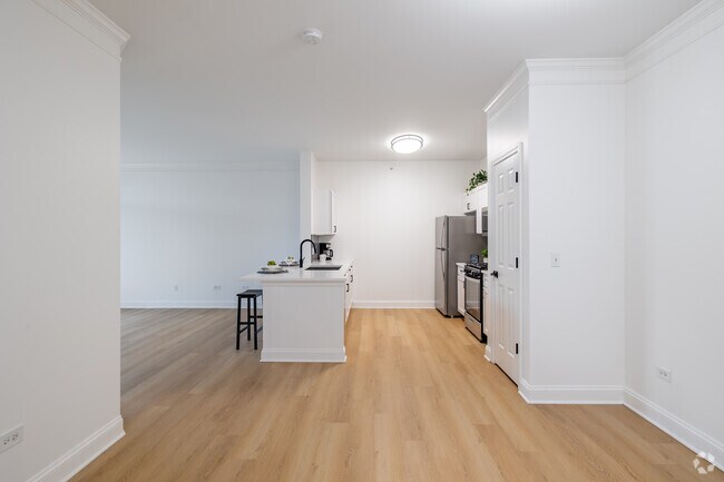 1BR, 1BA - 885SF - Dining Room