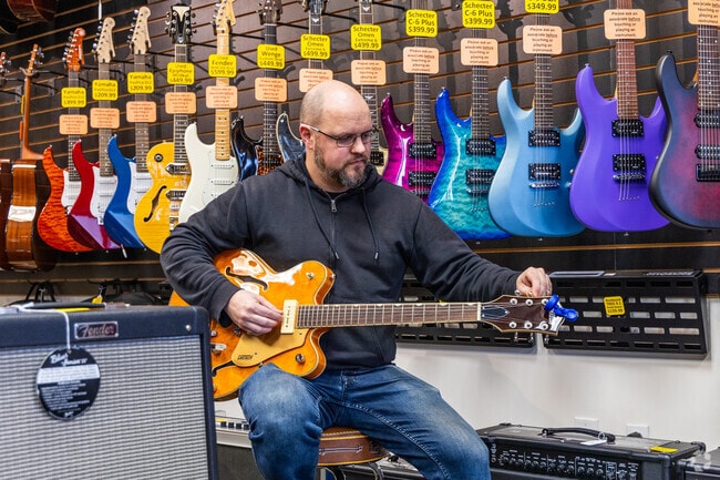 Bigfoot Music provides a wide range of instruments in the heart of Smokey Point.