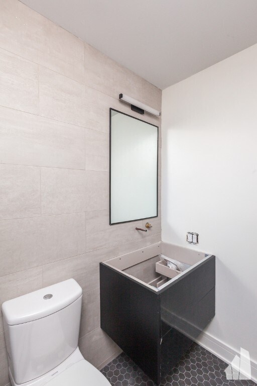 935 W Grace St unit 102, Chicago, IL 60613 - photo 4