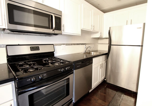 Burnside Villas Apartments...New York Style and Charm...CALL NOW!, Los Angeles, CA 90036 - photo 7