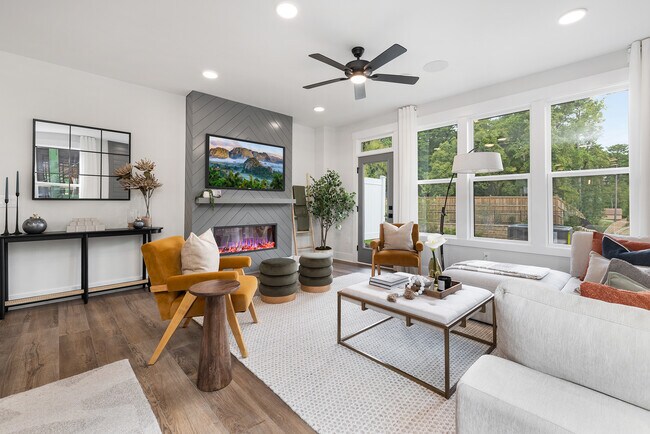 2021 N Salem St unit 37739723, Apex, NC 27523 - photo 6