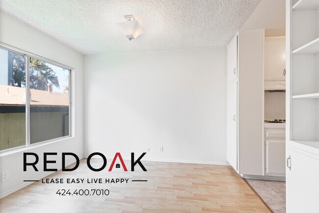319 S Clark Dr unit 206, Los Angeles, CA 90048 - photo 6