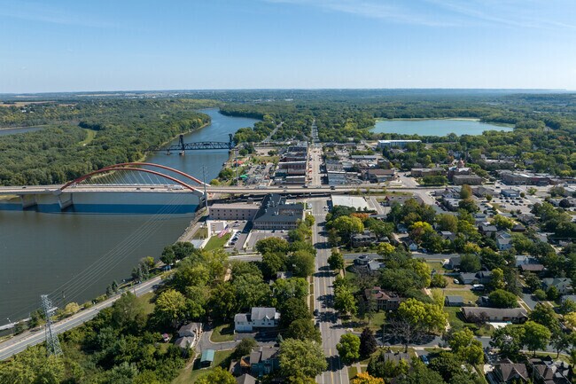 Historic Downtown Hastings runs along side the Mississippi River.