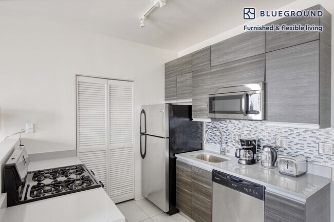 30 E Roosevelt Rd unit FL6-ID806, Chicago, IL 60605 - photo 7