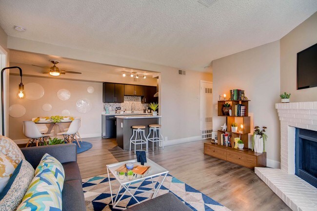 Tuscan Heights, Denver, CO 80260 - photo 2