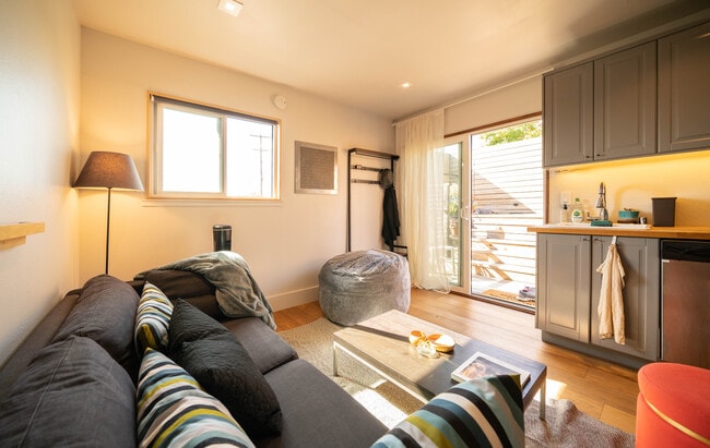 Living connects to outdoor patio