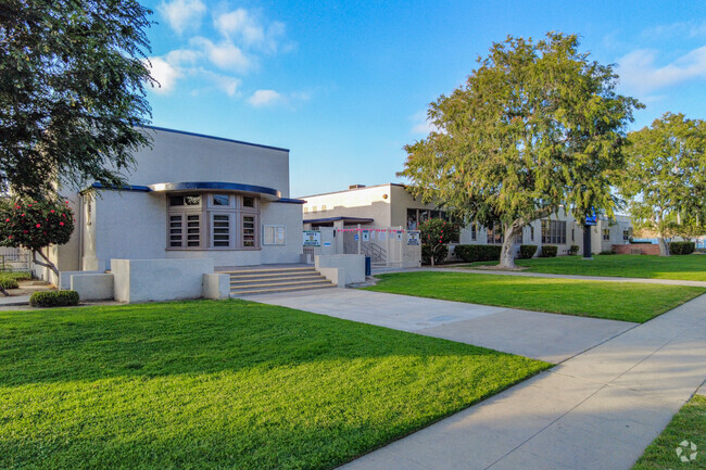 Home - Gregory Gardens Elementary School