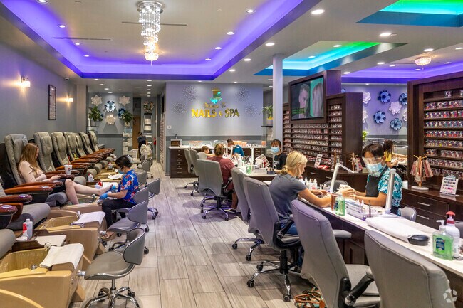 Surprise Farms residents can get rejuvenated at LK Nails & Spa.