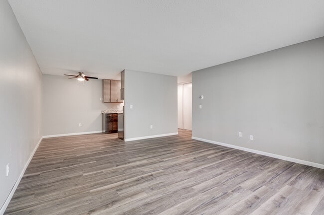 Garden Oaks Apartments, Coon Rapids, MN 55448 - photo 6