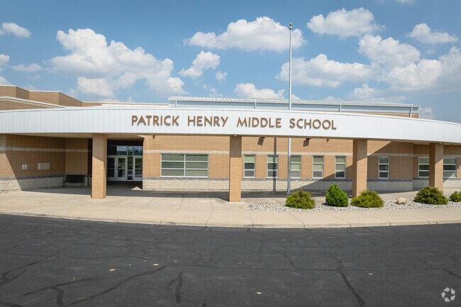 Patrick Henry Middle School welcomes you.
