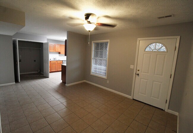 561 Hampton Way unit 1, Richmond, KY 40475 - photo 7