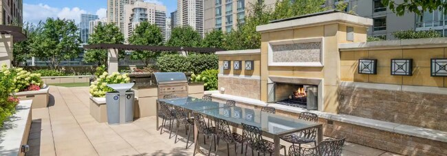 415 N Clark St, Chicago, IL 60654 - photo 6