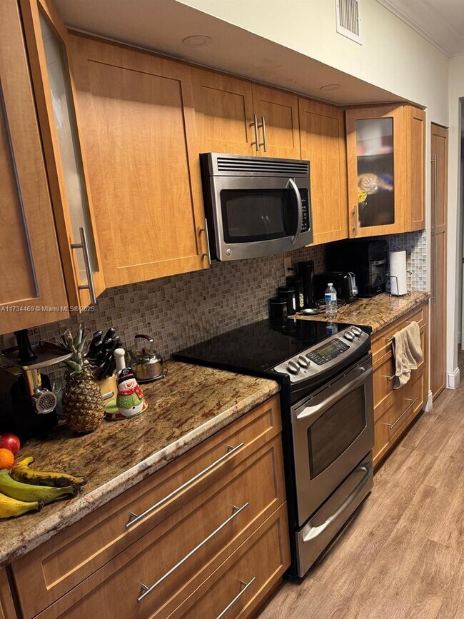 131 SW 117th Ave unit 8208, Pembroke Pines, FL 33025 - photo 3