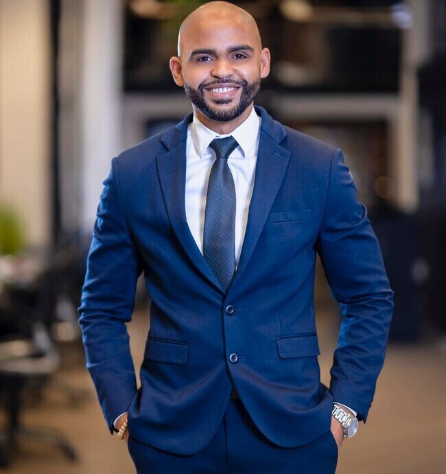 Agent Photo