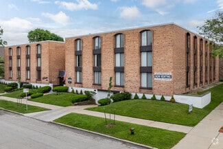 2612 N Maryland Ave, Milwaukee, WI 53211