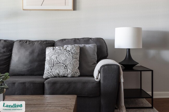 4300 Cromwell Dr unit 3107, Kyle, TX 78640 - photo 2