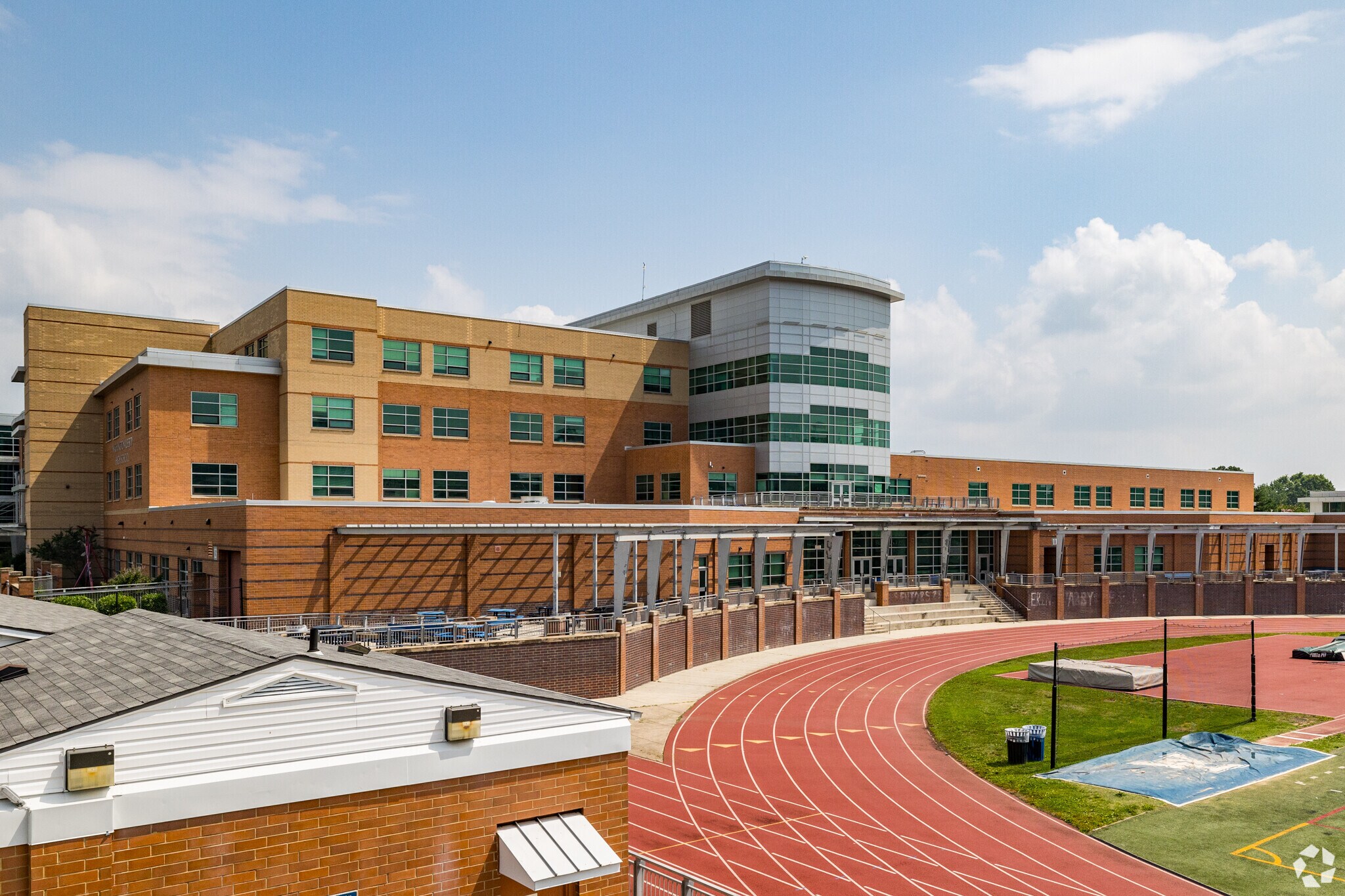 Washington Liberty High School serves the students of the Arlington area.
