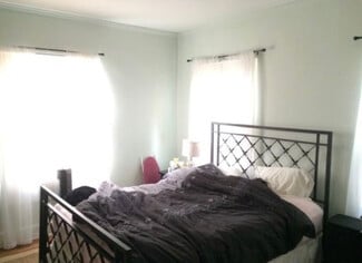 16 Oak Forest Dr, Charleston, SC 29407