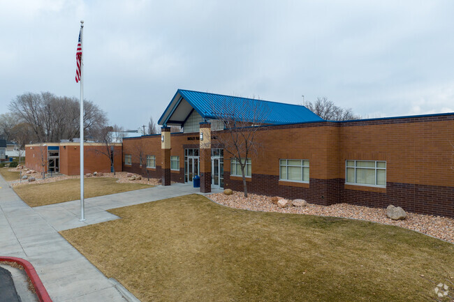 Entrance of Shelly Elementary School located in the American Fork neighborhood.