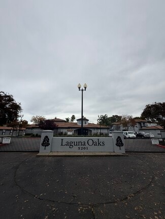 5201 Laguna Oaks Dr Unit 70, Elk Grove, CA 95758