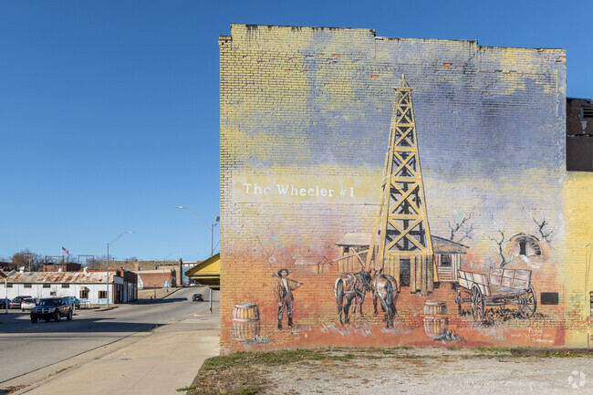 Revitalization projects and historical preservation commissioned beautiful murals for Drumright.