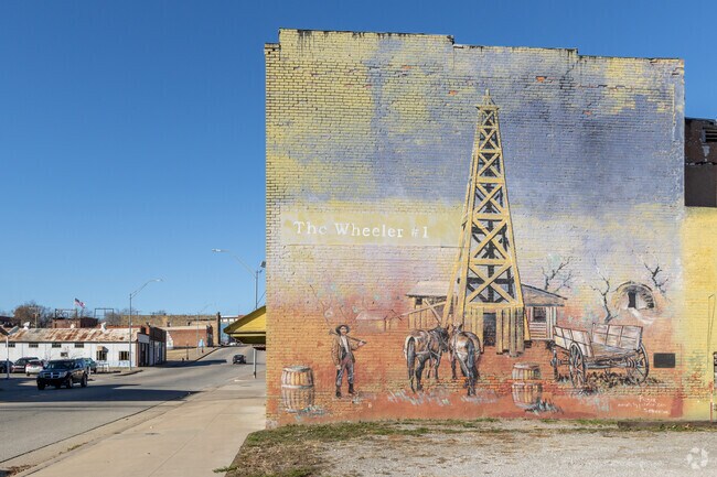 Revitalization projects and historical preservation commissioned beautiful murals for Drumright.