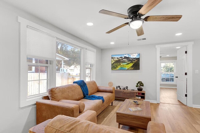 4737 Aster Dr unit ID1359010P, North Charleston, SC 29405 - photo 2