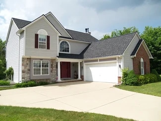 3195 Otter Creek Ct, Ann Arbor, MI 48105