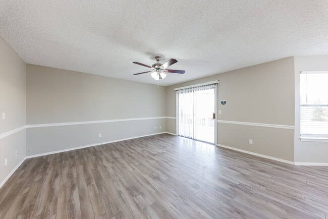 3614 E Utopia Rd, Phoenix, AZ 85050 - photo 6