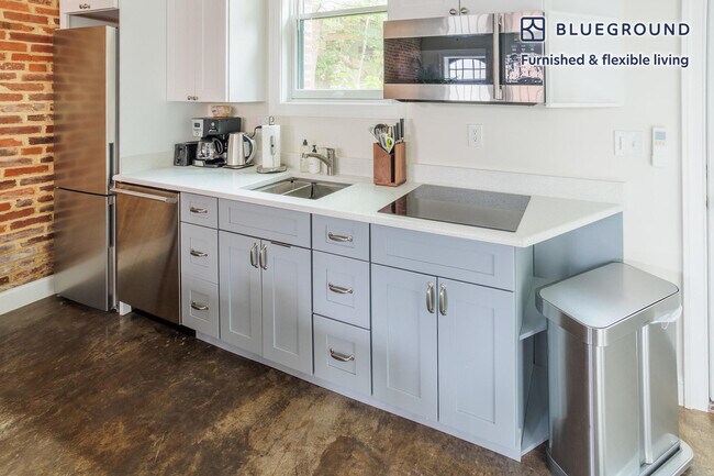 15 Blagden Aly NW, Washington, DC 20001 - photo 4