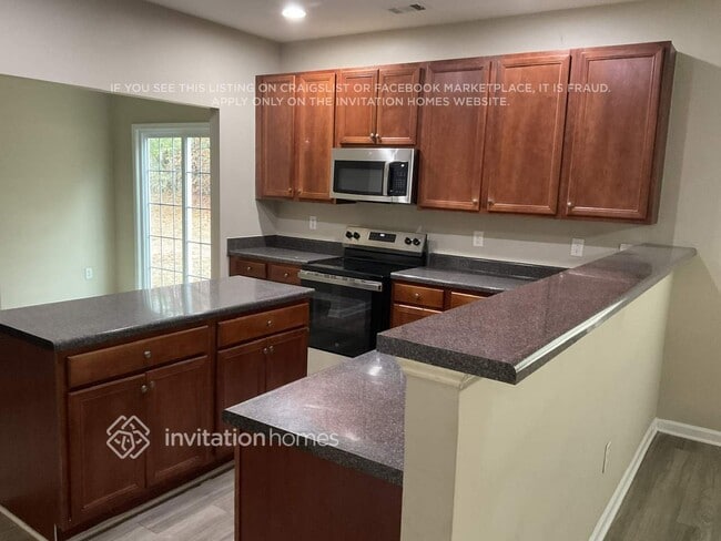 4328 Savannah Dr, Atlanta, GA 30349 - photo 7