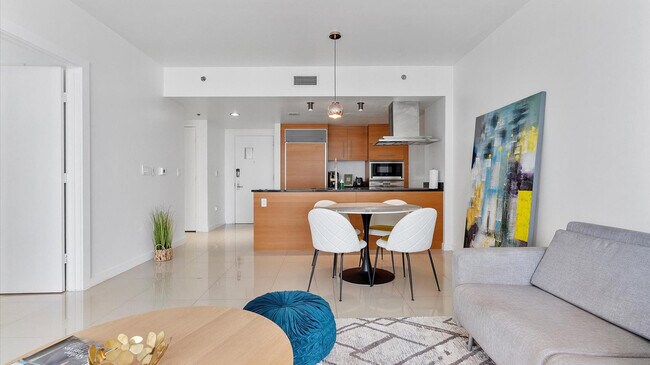 Icon Brickell Tower 1 unit FL30-ID1049802P, Miami, FL 33131 - photo 4