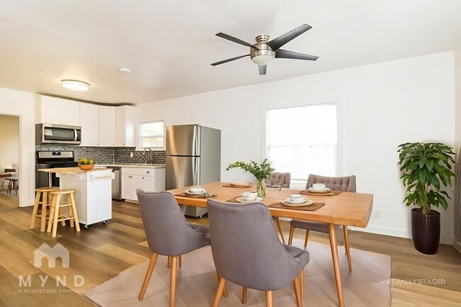 702 Dixieanne Ave, Sacramento, CA 95815 - photo 3