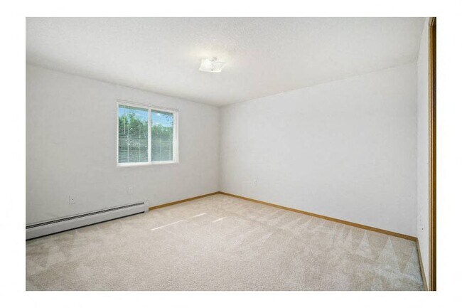 HILLTOP PARK APARTMENTS, Marshfield, WI 54449 - photo 7